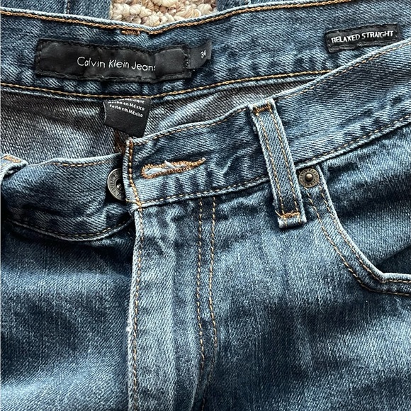 Calvin Klein Relaxed Straight Medium Dark Wash Jeans 34 x 32 - Picture 3 of 9
